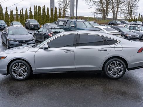 Certified 2023 Honda Accord EX image 8