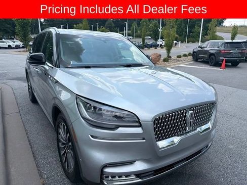 Used 2020 Lincoln Aviator Reserve w/ Equipment Group 201A RWD image 9