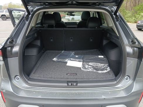 New 2026 Volkswagen Tiguan SE image 22