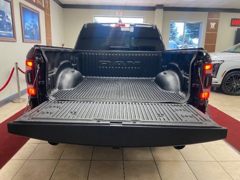 Used 2019 RAM 1500 Big Horn AWD/4WD image 5