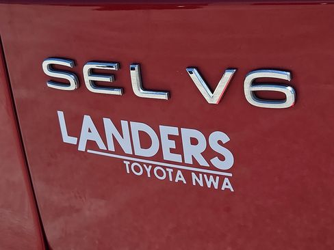 Used 2023 Volkswagen Atlas SEL Premium AWD/4WD image 8