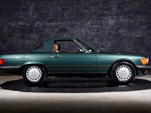 Used 1989 Mercedes-Benz 560 SL image 36