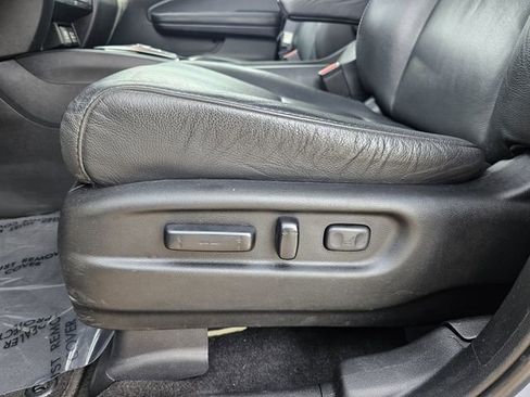 Used 2022 Honda Pilot Touring image 13