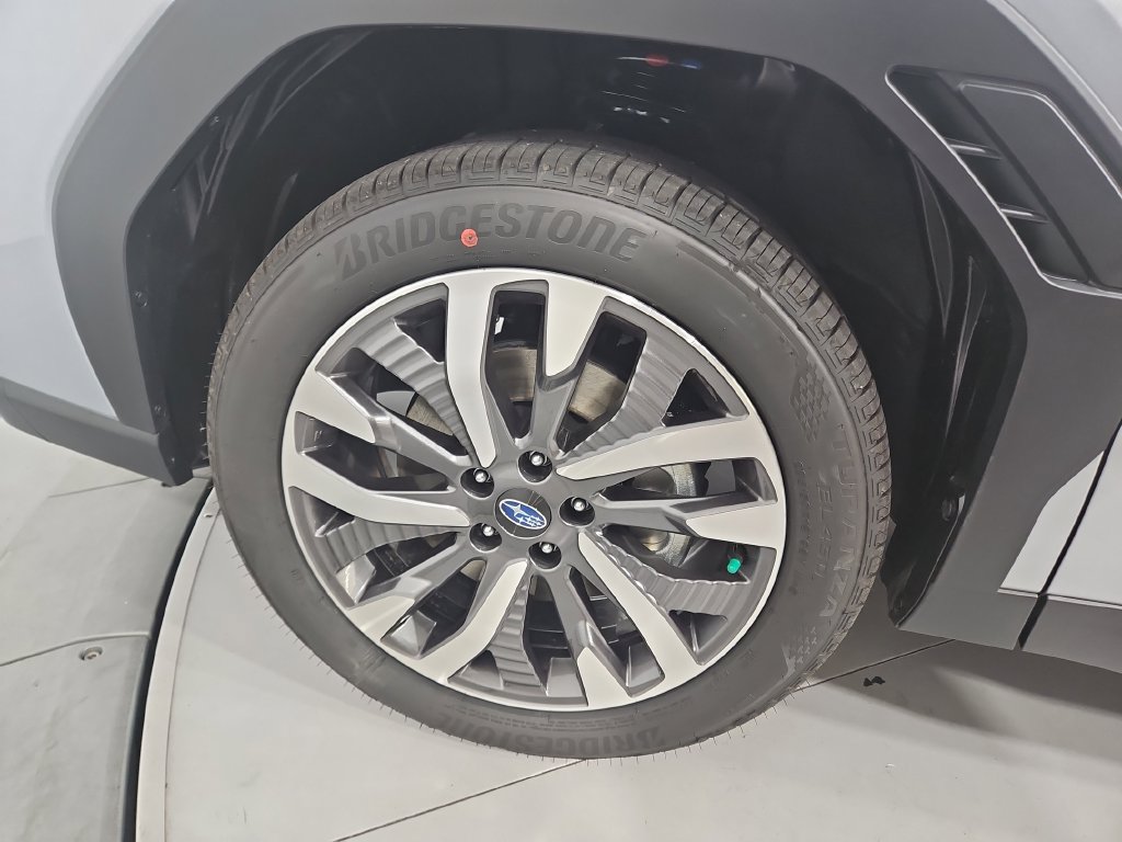 New 2026 Subaru Forester Touring AWD/4WD image 27