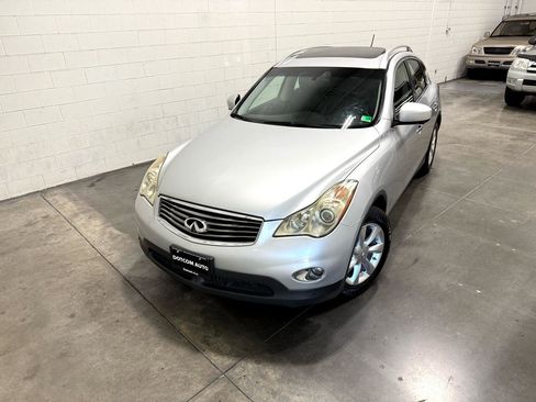 Used 2010 INFINITI EX35 Journey image 1