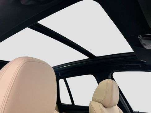 Certified 2023 BMW X3 sDrive30i w/ Premium Package RWD image 17
