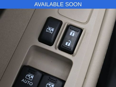 Used 2017 Subaru Outback 2.5i Premium AWD/4WD image 13