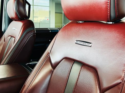 Used 2019 Ford F250 Platinum w/ Platinum Ultimate Package image 14