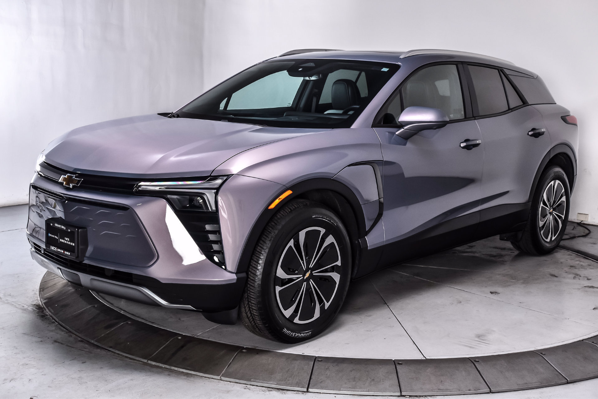 Used 2024 Chevrolet Blazer EV LT AWD/4WD image 3