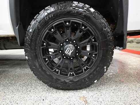 Used 2015 GMC Sierra 2500 Denali w/ Snow Plow Prep Package image 14