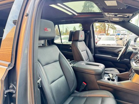 Used 2021 Chevrolet Tahoe Z71 w/ Luxury Package image 10