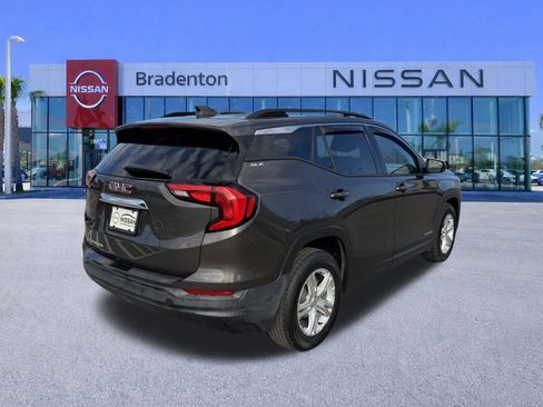 Used 2019 GMC Terrain SLE w/ Driver Convenience Package image 5