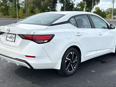 Used 2024 Nissan Sentra SV w/ All-Weather Package image 8