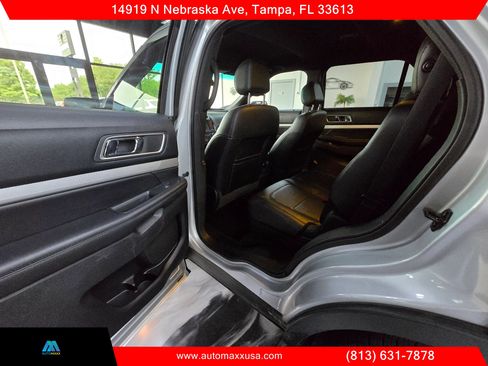 Used 2016 Ford Explorer XLT w/ Equipment Group 202A FWD image 27