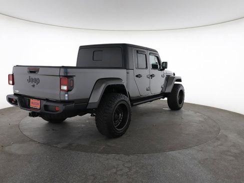 Used 2024 Jeep Gladiator Sport AWD/4WD image 12