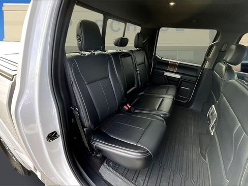 Used 2019 Ford F150 Lariat w/ Trailer Tow Package image 25