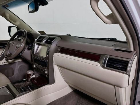 Used 2016 Lexus GX 460 460 image 30