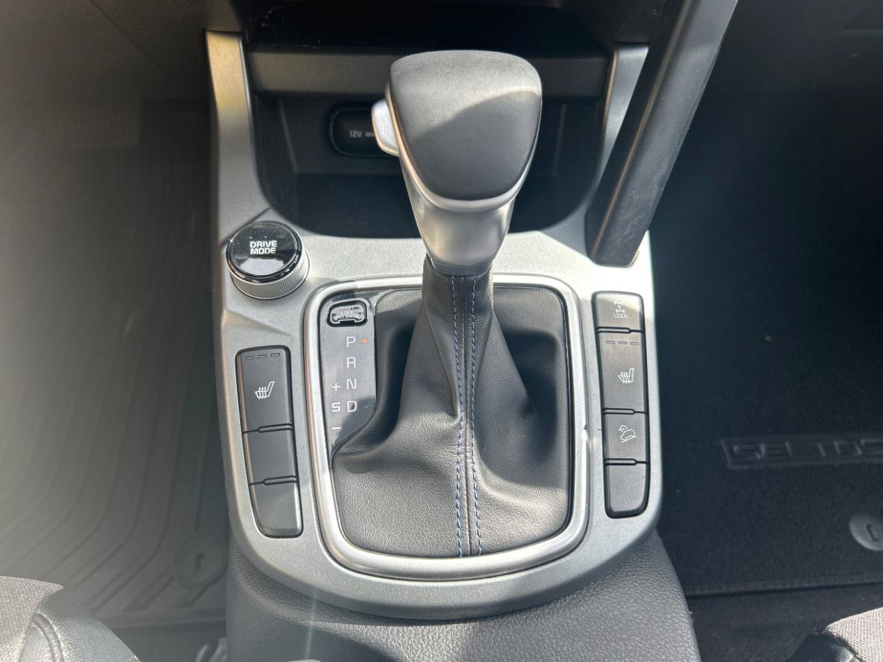 Used 2021 Kia Seltos S AWD/4WD image 16
