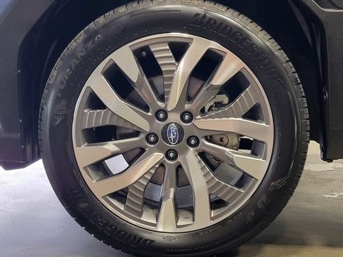 Certified 2025 Subaru Forester Touring AWD/4WD image 9