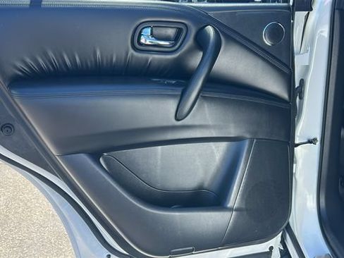 Used 2023 Nissan Armada SL w/ Midnight Edition Package AWD/4WD image 15