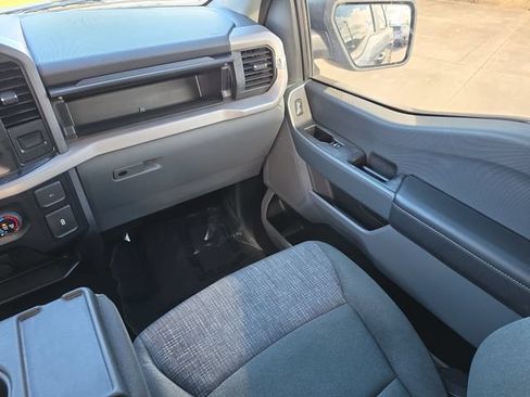 Used 2023 Ford F150 XLT RWD image 11