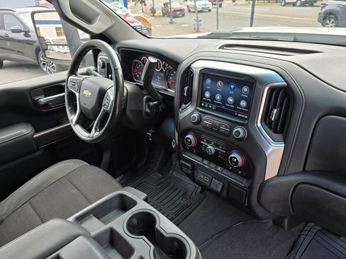Used 2022 Chevrolet Silverado 2500 LT w/ Convenience Package RWD image 14