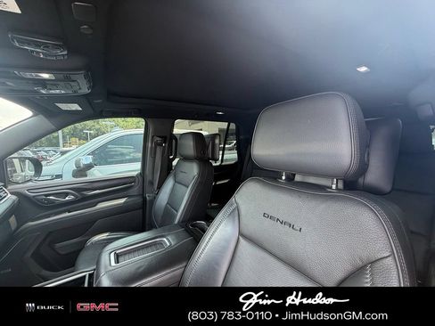 Used 2021 GMC Yukon Denali w/ Denali Premium Package AWD/4WD image 7