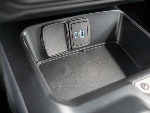 New 2025 Ford Bronco Base image 19