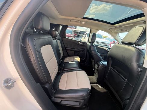 Used 2021 Ford Escape Titanium w/ Titanium Elite Package FWD image 21