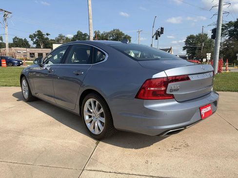 Used 2017 Volvo S90 T6 Momentum w/ Climate Package AWD/4WD image 6