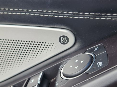 Used 2020 Ford Explorer ST w/ Premium Technology Package image 13