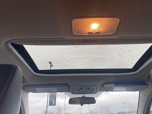 Used 2014 Toyota Corolla L image 15