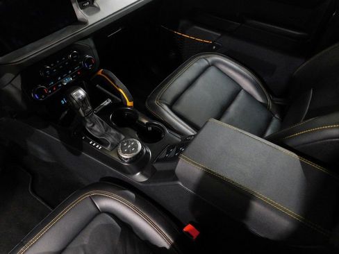 Used 2024 Ford Bronco Badlands image 71