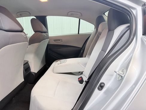 Used 2022 Toyota Corolla LE FWD image 26