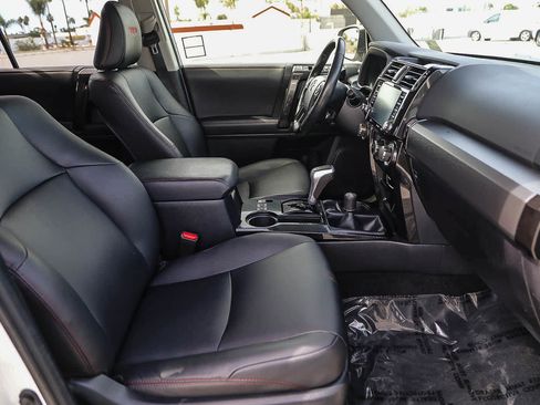 Used 2023 Toyota 4Runner TRD Off-Road Premium w/ Off Road Premium Plus Package AWD/4WD image 16