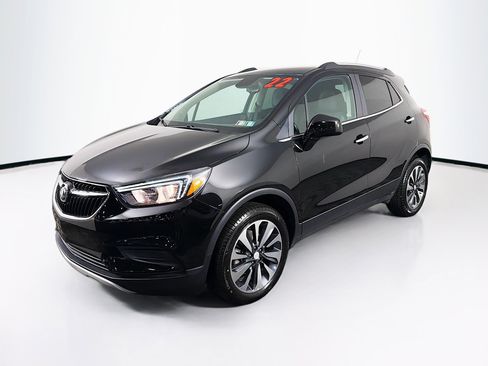 Used 2022 Buick Encore Preferred w/ Safety Package image 4