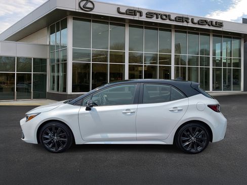 Used 2025 Toyota Corolla XSE FWD image 6