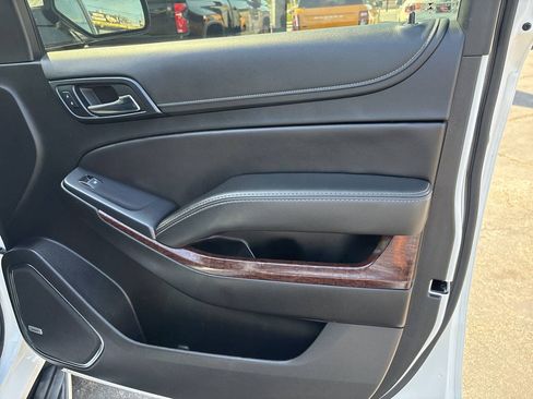 Used 2019 GMC Yukon XL SLT w/ HD Trailering Package RWD image 29