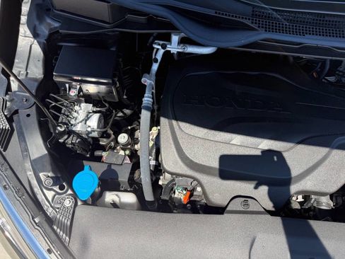 Used 2024 Honda Odyssey Elite image 13