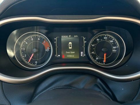 Used 2016 Jeep Cherokee Latitude w/ Safety/Convenience Group image 11