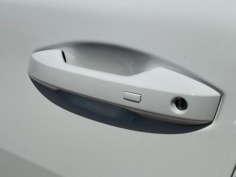 New 2026 Nissan Sentra SV w/ SV Convenience Package FWD image 9