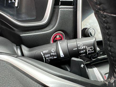 Certified 2021 Honda CR-V Touring image 20