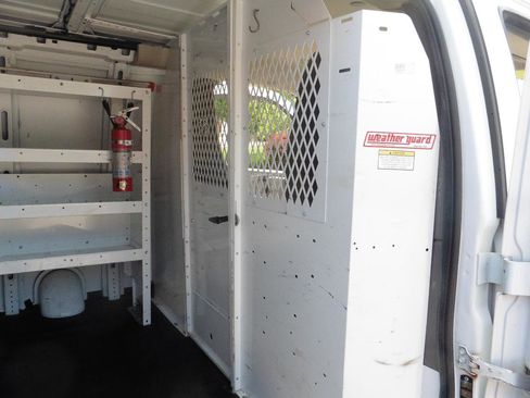 Used 2019 Chevrolet Express 2500 w/ Driver Convenience Package RWD image 15