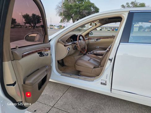 Used 2008 Mercedes-Benz S 550 image 9
