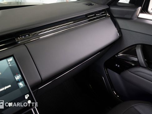 Used 2024 Land Rover Range Rover Sport SV Edition One Carbon Bronze image 27