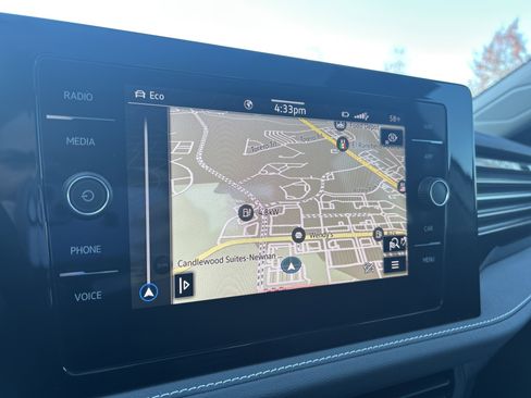 Used 2025 Volkswagen Jetta SEL image 23