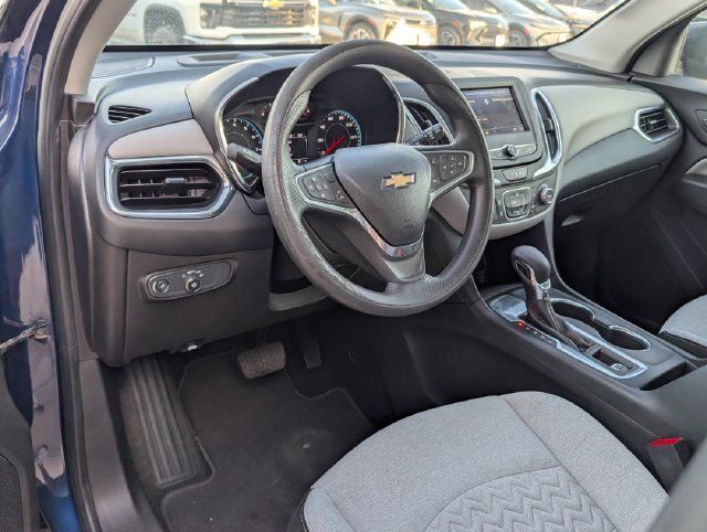 Used 2022 Chevrolet Equinox LS FWD image 5