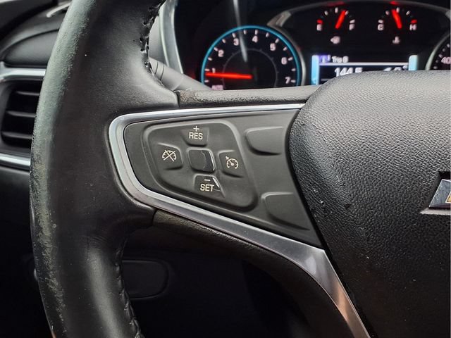 Certified 2018 Chevrolet Equinox LT w/ Sun & Infotainment Package AWD/4WD image 13