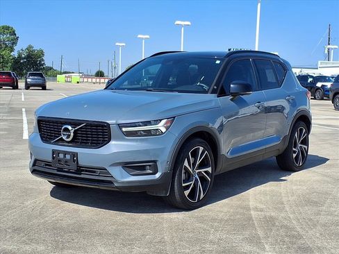 Used 2022 Volvo XC40 T5 R-Design w/ Advanced Package image 23