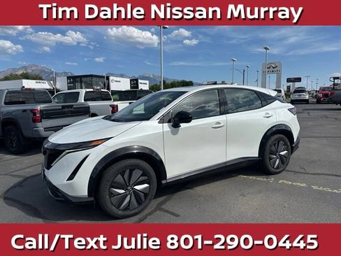 Used 2024 Nissan Ariya AWD image 6
